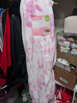 NEW ARISTOCATS MARIE BLANKET