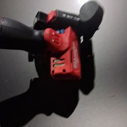 Milwaukee fuel M12 Cut off tool