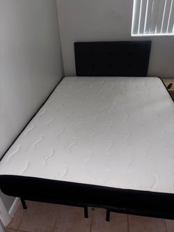mattress and king-size bed base