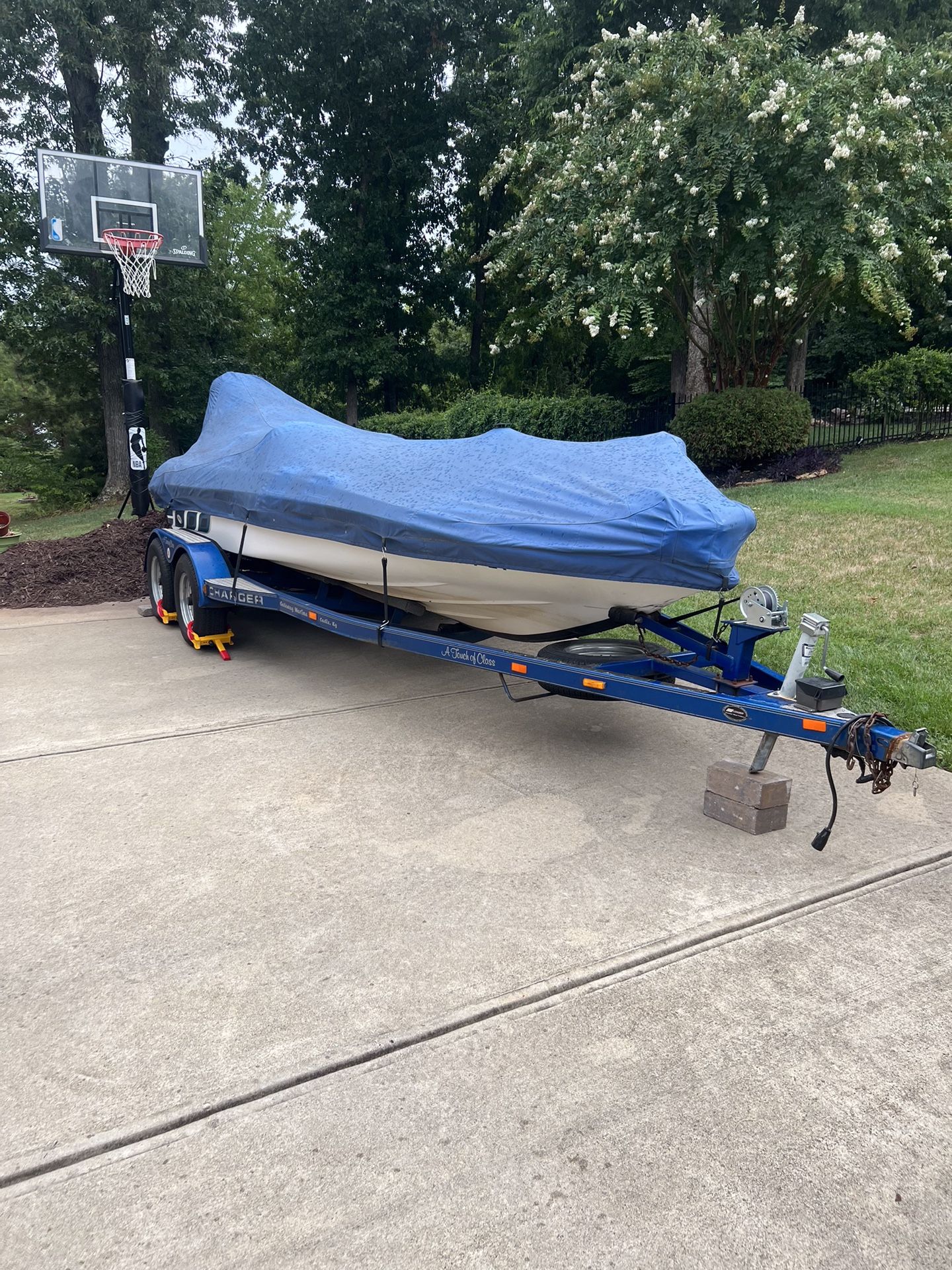 2001 Charger bass boat Firefox 395