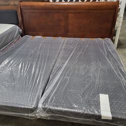 BED FRAME KING SIZE  HEADBOARD WITH RAILS 🚚🚚 FREE DELIVERY 🚚🚚