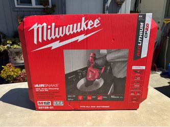 Brand New Milwaukee M12 12-Volt Lithium-Ion Cordless Drain Cleaning Airsnake Air Gun Kit with (1) 2.0Ah Battery, Toilet Attachments