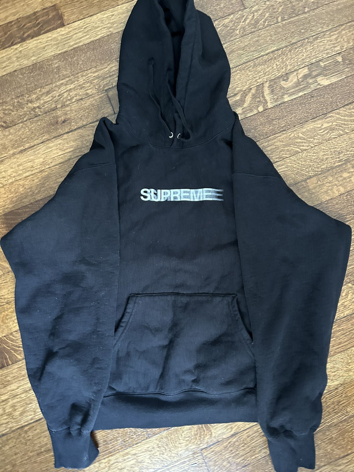 supreme hoodie size small