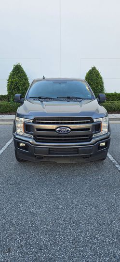 Ford F-150 4x4 Super Crew Cap 2018