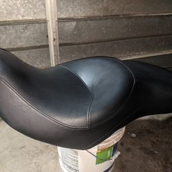 Harley Davidson Dyna Seat 