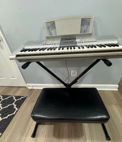 Yamaha keyboard with Stan and see Yamaha keyboard with Stan and see