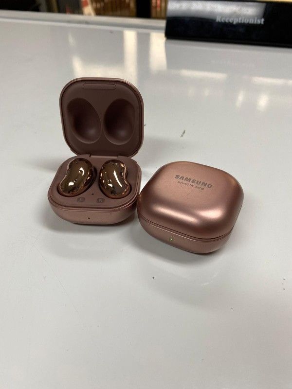 Samsung Galaxy Buds Live Headphones
