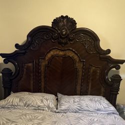 Queen Bedroom Set