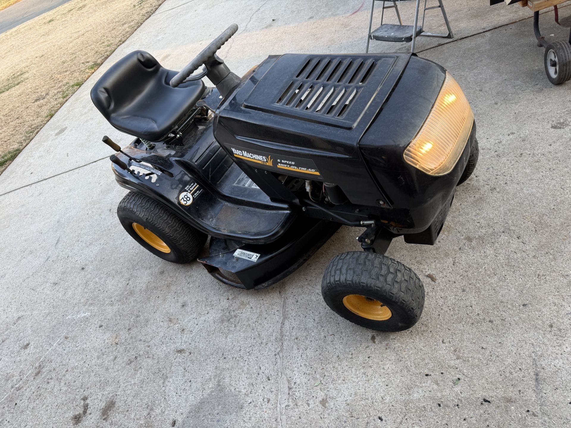 Riding Mower 38 Inch