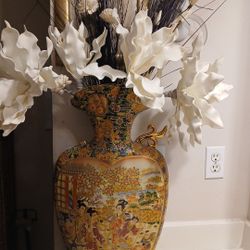 Large Beautiful China Vase Artifical Flowers 