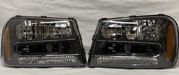 LA Zona Auto Parts 2002 to 2009 Chevrolet Trail Blazer Headlighst Luces Micas Calaveras Farosa Focos Luz Light