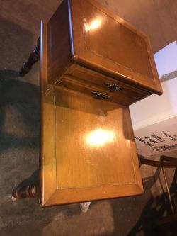 Side table, beautiful finish, free delivery