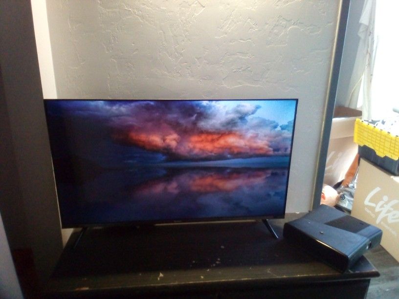 Brand New Roku Tv