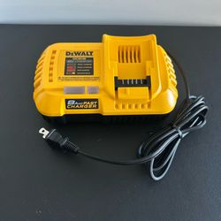 $50 New Dewalt Fast Charger (20-Volt) 8amp