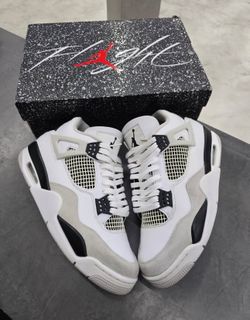 Jordan 4’s Military Black