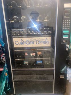 Duel snack & drink vending machine