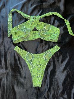 SHEIN Green Snake Print Bikini Set – Size Small