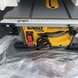 Dewalt FLEXVOLT table Saw(Battery Powered) 