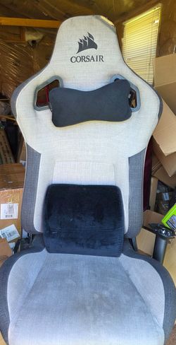 Corsair Gaming Chair with Cushions