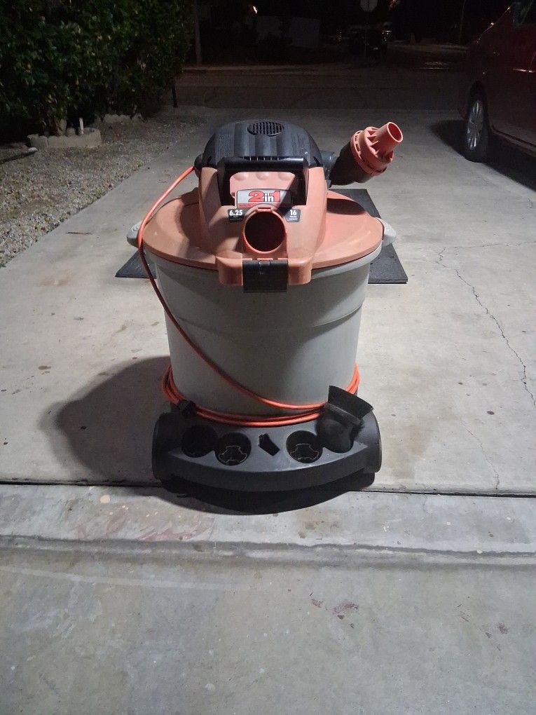 Ridgid Vacuum 16 Gallon 6.25hp