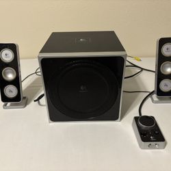 Logitech Z4 Audio System 