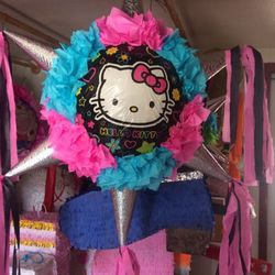 Hello kitty piñata