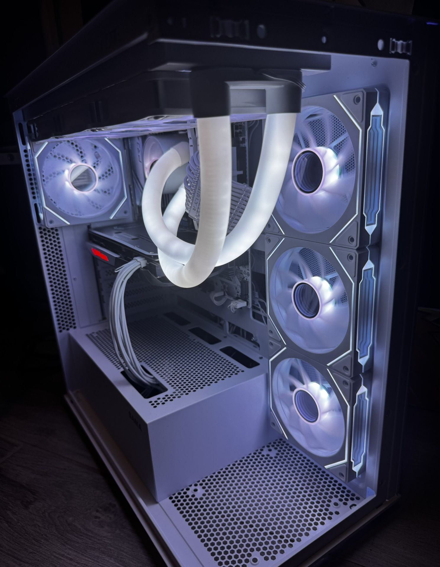 4070 Super Gaming PC