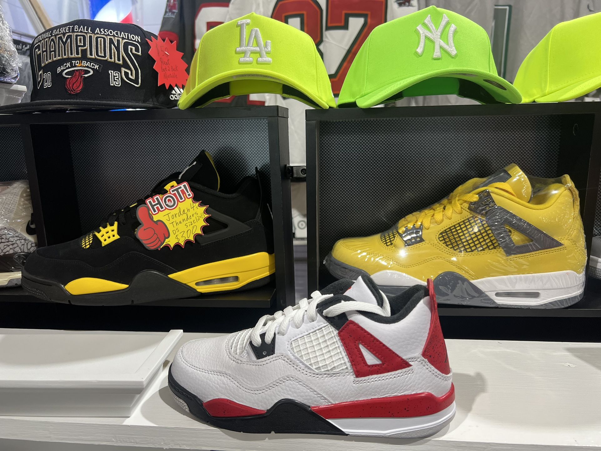 Thunders AJ 4 Brand new Size 13