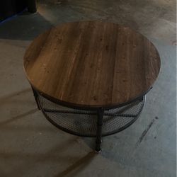 Coffee Table With Underwire Storage 