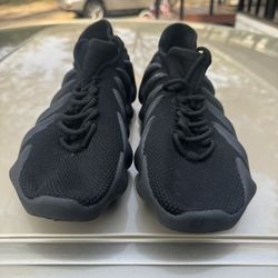 Yeezy 450 Utility Black 