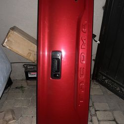 Toyota Tacoma Tailgate