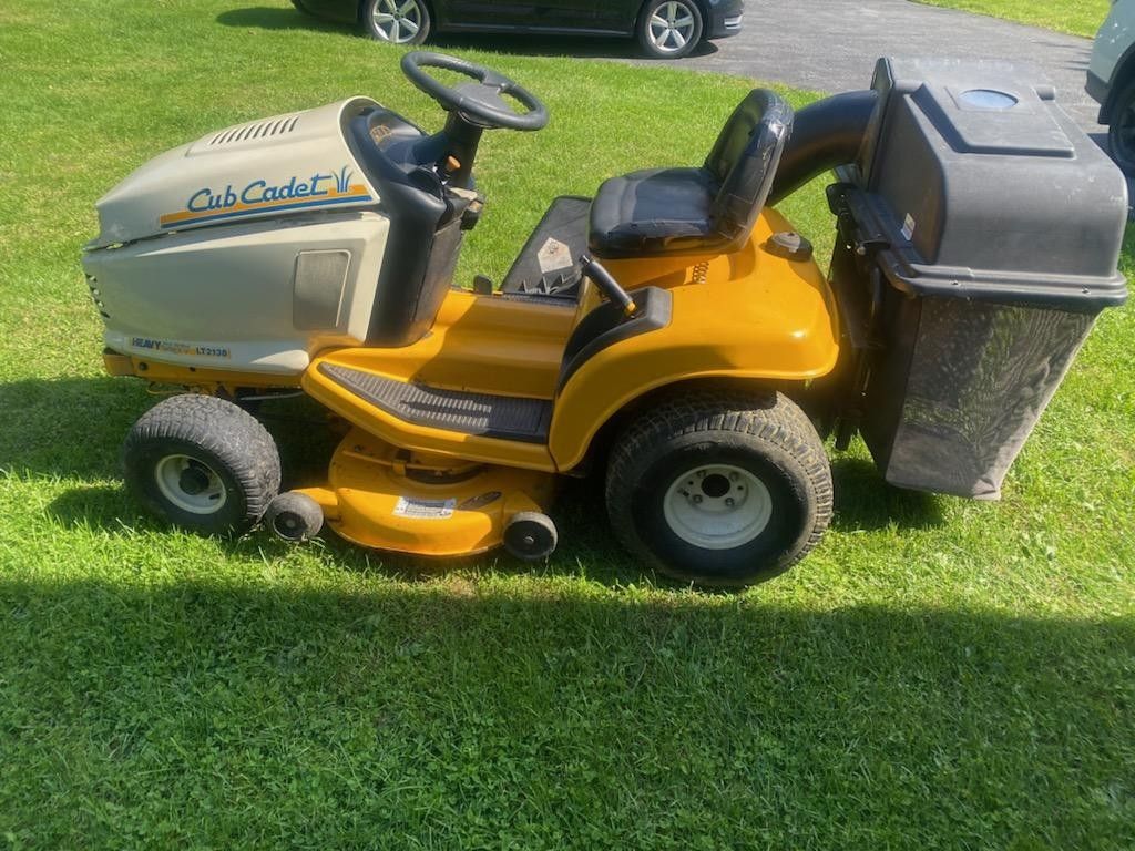 Cub cadet shaft drive Mower with a 42 inch deck. 216 hours. 