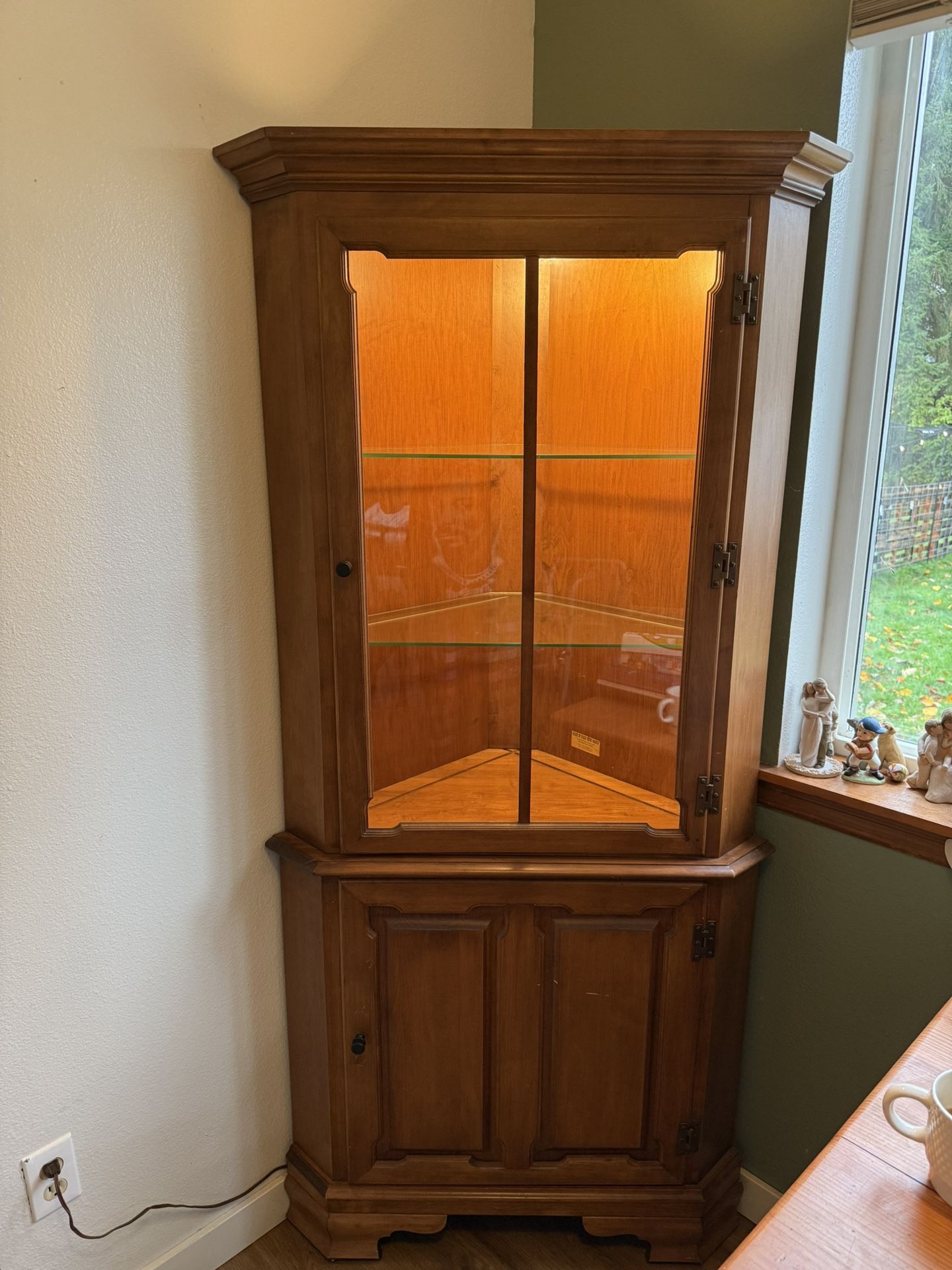 Corner Curio Cabinet