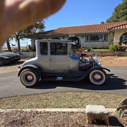 1926 Ford Model T Coupe 