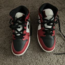 Air Jordan One Chicago Red
