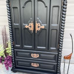 Vintage Cabinet / dresser. All Completely Restored And refinished. All Wood And Quality. One If A Kind And A Perfect Centerpiece! 