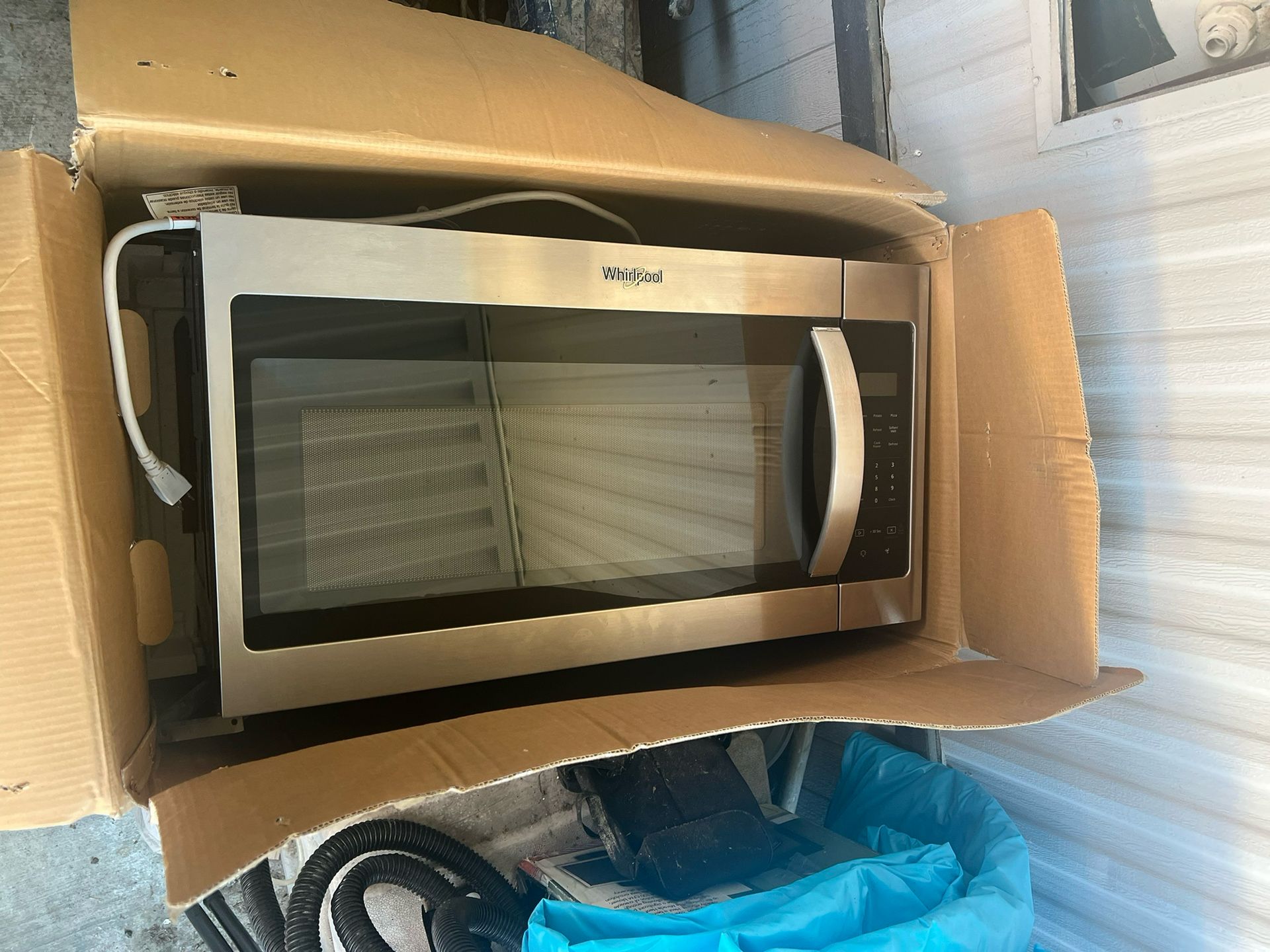 Whirlpool Microwave