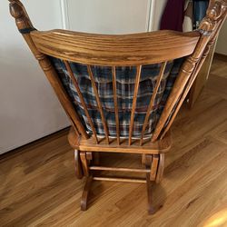 Rocking Chair — $25