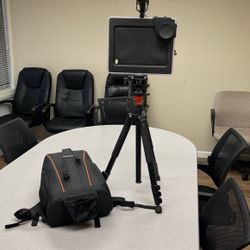 Padcaster iPad 10.2 Kit With Cash And Tripod 