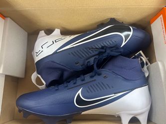 Brand new Nike cleats size9