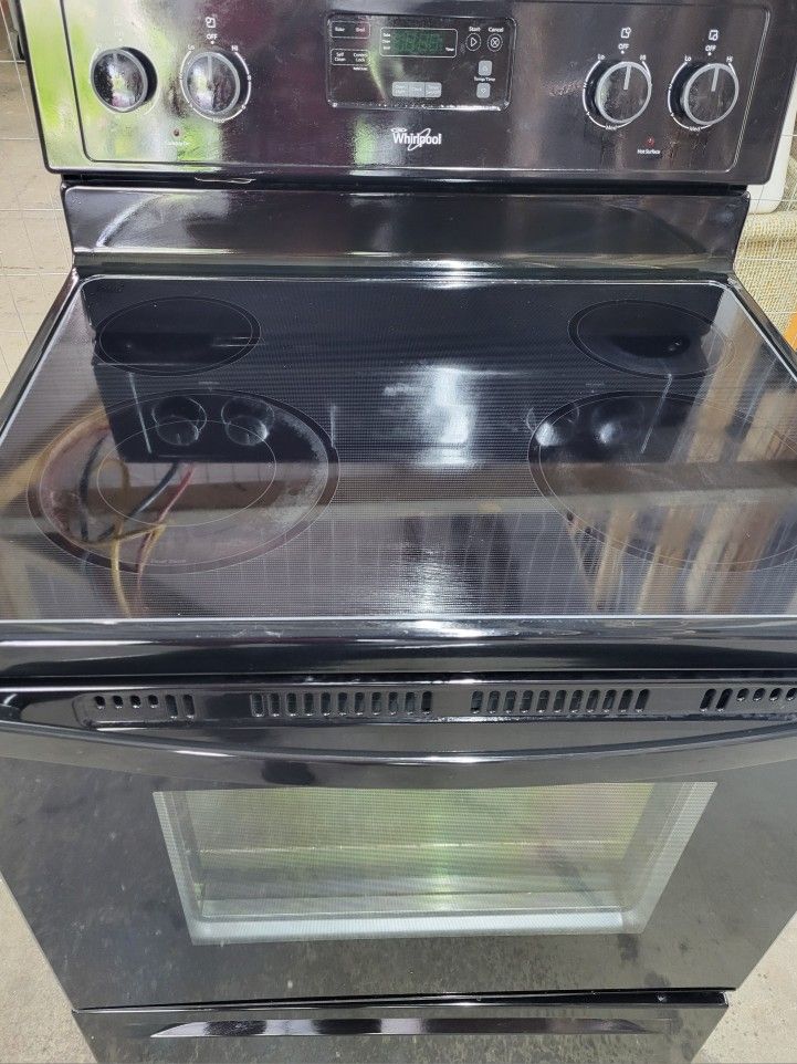 Whirlpool Smooth Top Stove for Sale in Charlotte, NC OfferUp
