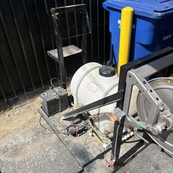 Water Tank With Pump And Battery Working With No Problems