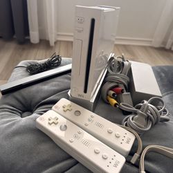 Nintendo Wii Console and Controllers 
