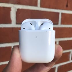 Apple AirPods 2
