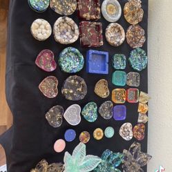 Resin Ashtrays,grinders,trays And More