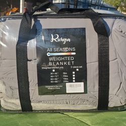 $50 RICHGRA 3 PIECE HEAVY WEIGHTED BLANKET SET 