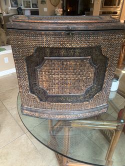 Wicker Storage Chest