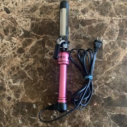 Hot Tools- Helen Of  Troy 1-1/4 Curling Iron