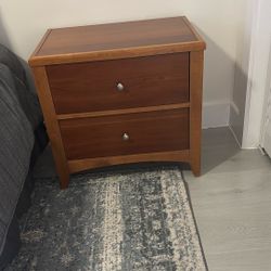 02 bedside table