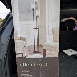 Latchbury 66.55-in Bronze Multi-head Floor Lamp with Glass Shade